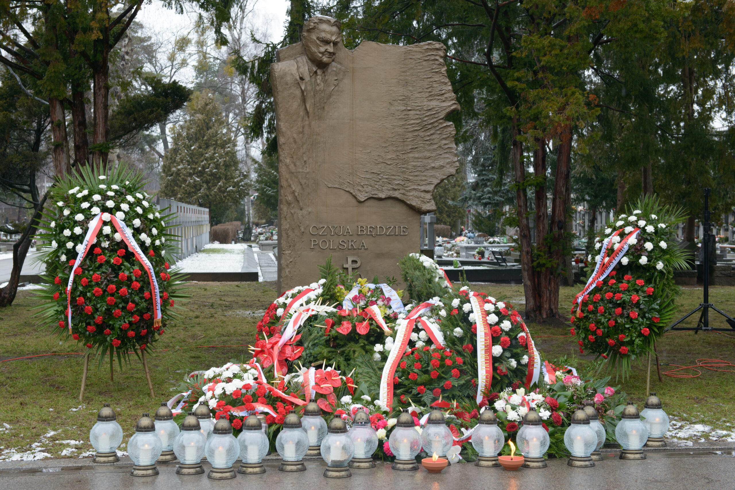 Trzecia rocznica śmierci Premiera Jana Olszewskiego